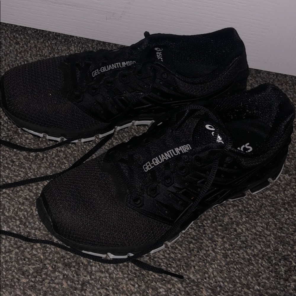 ASICS gel quantum 180